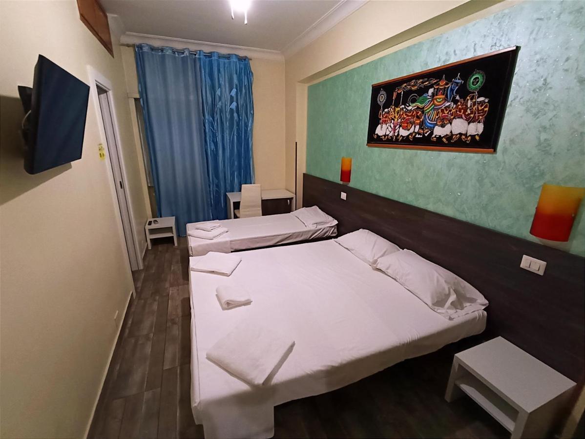 Tiburtina Hotel Holiday Рим Экстерьер фото