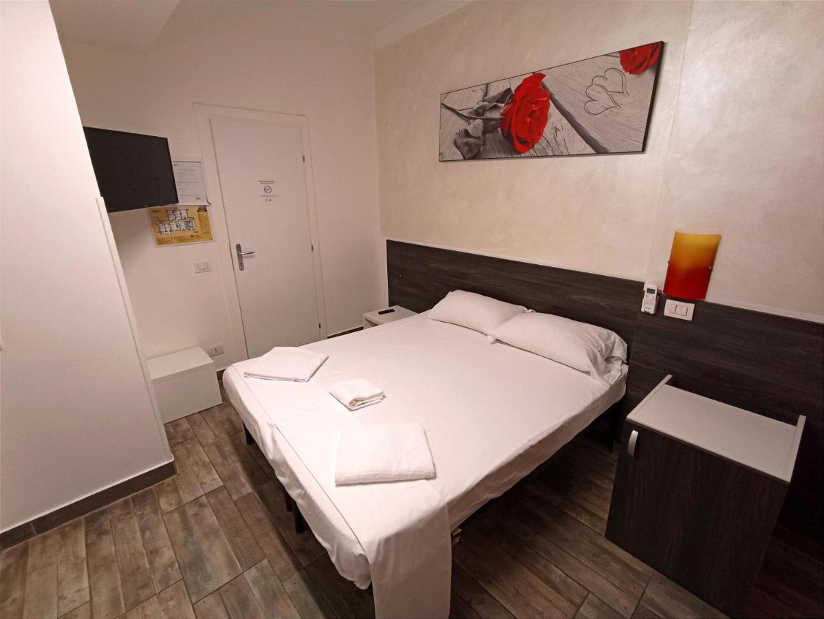 Tiburtina Hotel Holiday Рим Экстерьер фото