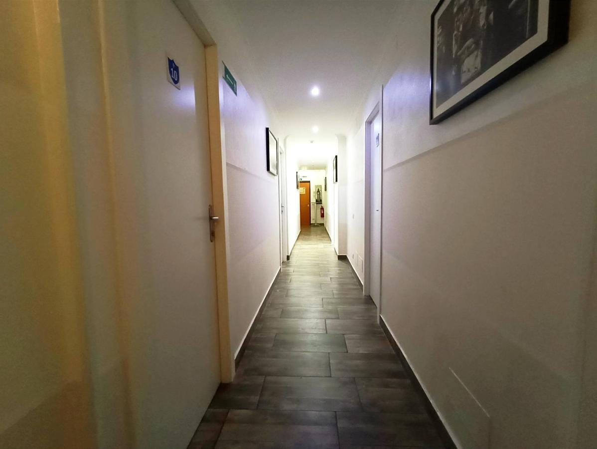 Tiburtina Hotel Holiday Рим Экстерьер фото