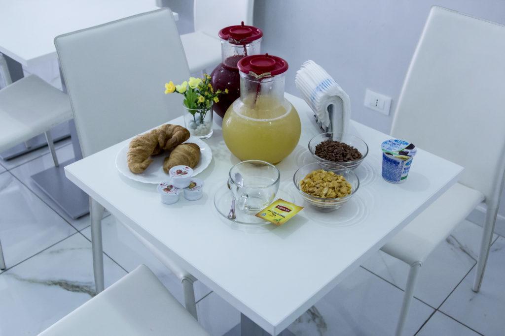 Tiburtina Hotel Holiday Рим Экстерьер фото