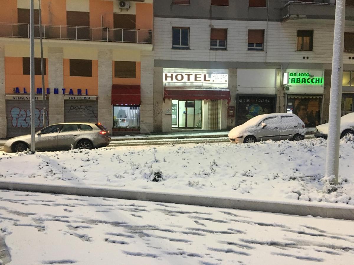 Tiburtina Hotel Holiday Рим Экстерьер фото