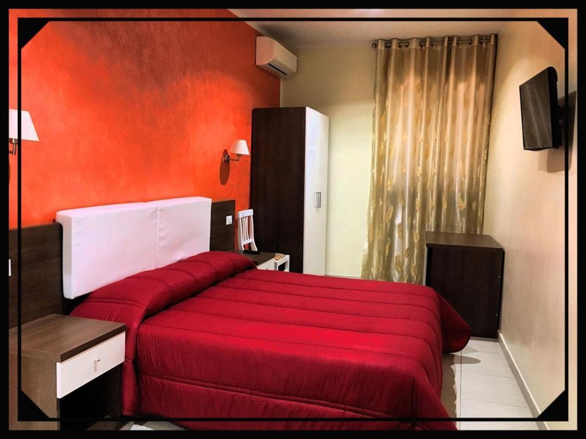 Tiburtina Hotel Holiday Рим Экстерьер фото