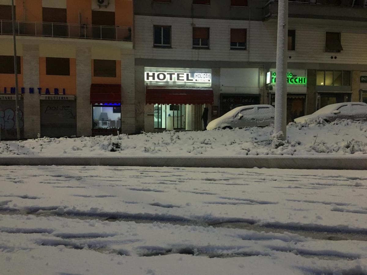 Tiburtina Hotel Holiday Рим Экстерьер фото